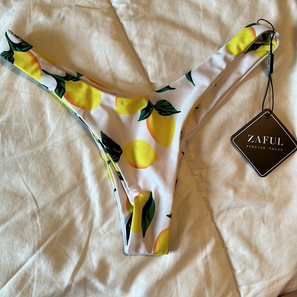 ZAFUL LEMON BIKINI BOTTOMS - Picture 1 of 2